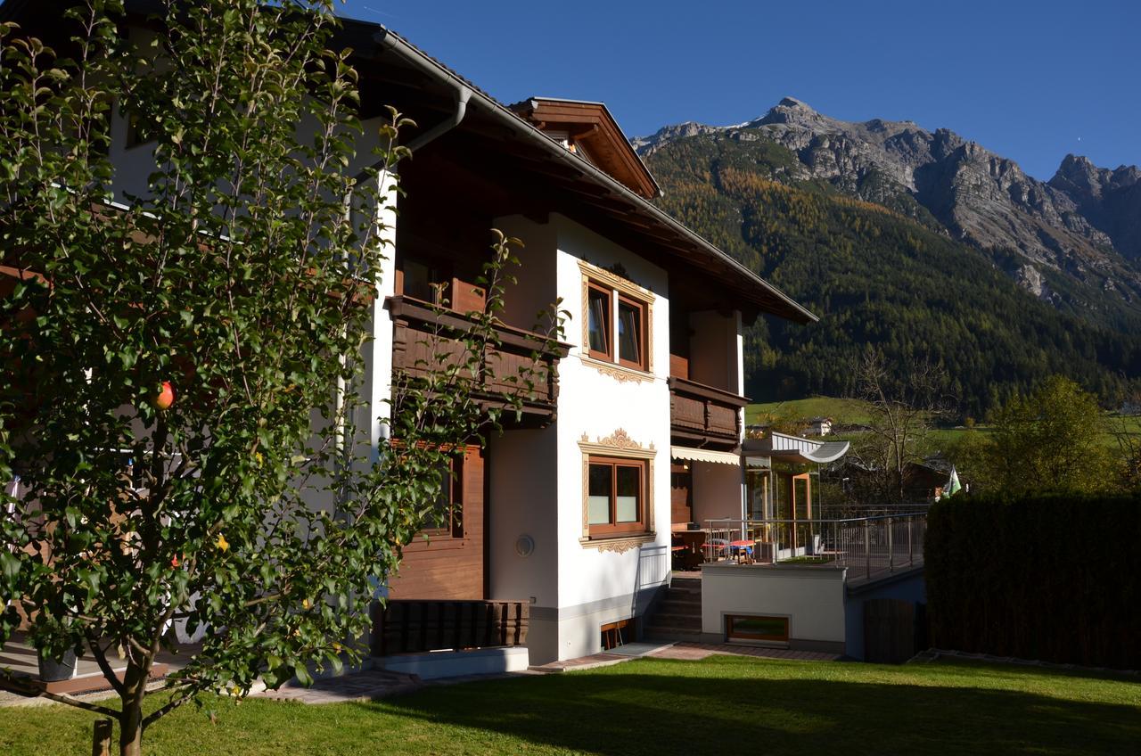 Pension Tina Neustift im Stubaital Kültér fotó